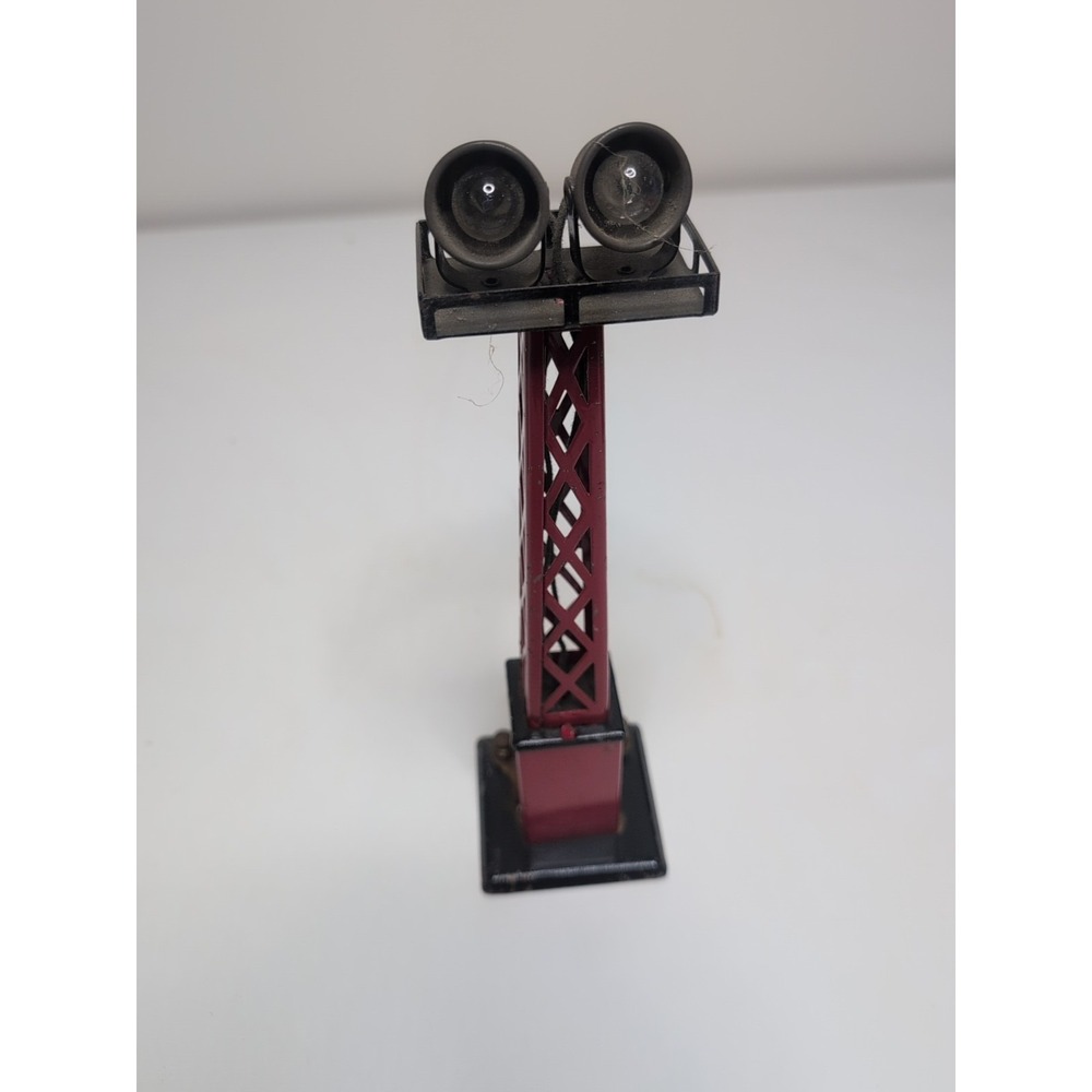 (A) Vintage MARX 416 Electric Flood Light Tower Accessory Untested w/ Bulbs
